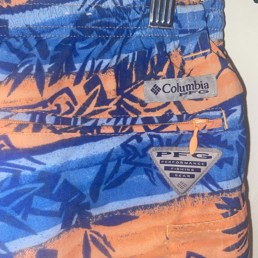 Columbia PFG Swim Trunks Omni-Shade Palm Print Blue Orange | Men’s Small